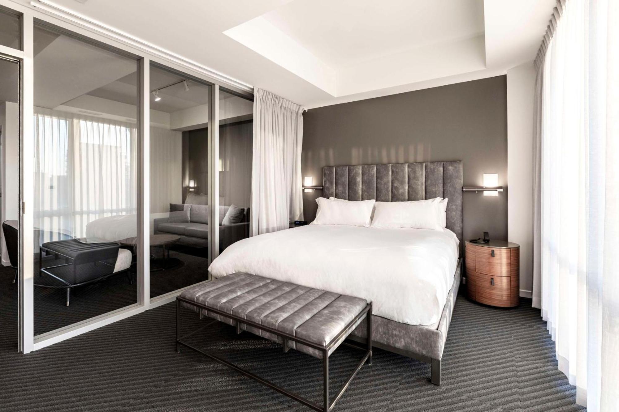 Chauncey Iowa City, Tapestry Collection By Hilton 4*